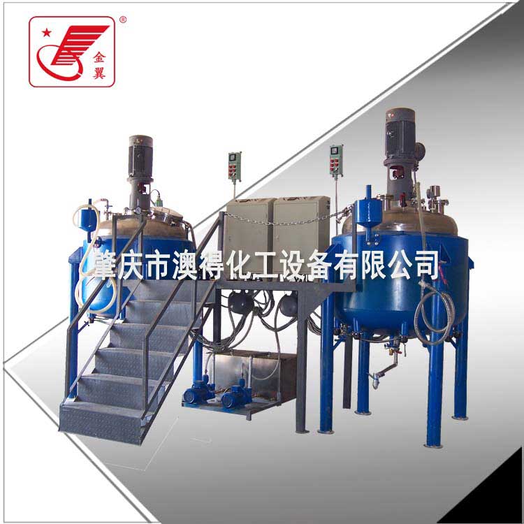 500L不鏽鋼電加熱(rè)反應釜